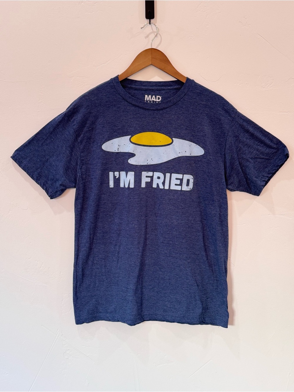 MAD Engine I'm Fried Egg Graphic T Shirt Navy Short Sleeve Men's Size Large